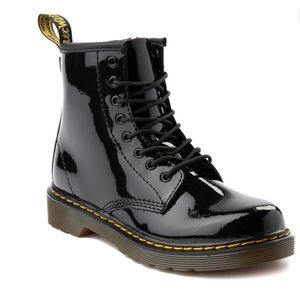 Kids Dr. Marten’s • Black Patent Boots • Size 3